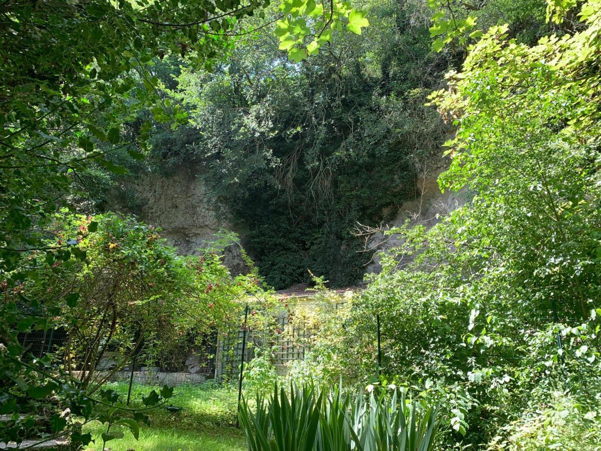 Chalet En Bord De Seine Le Coudray-Montceaux Exterior foto